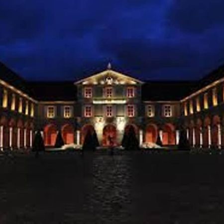 Le Petit Saint Nicolas, En Plein Centre Ville Beaune  Dış mekan fotoğraf
